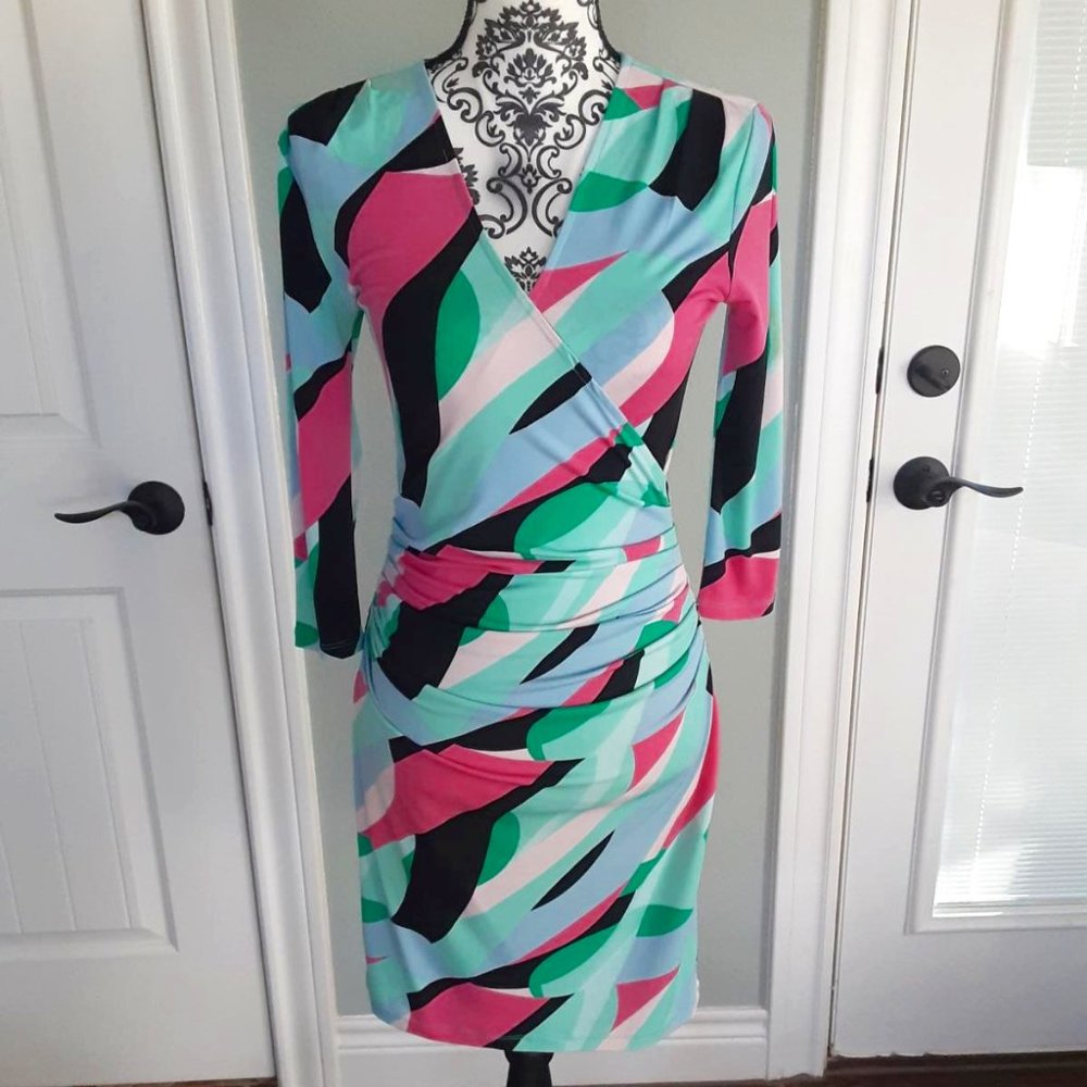 Jennifer Lopez ruched snug fit patterened dress